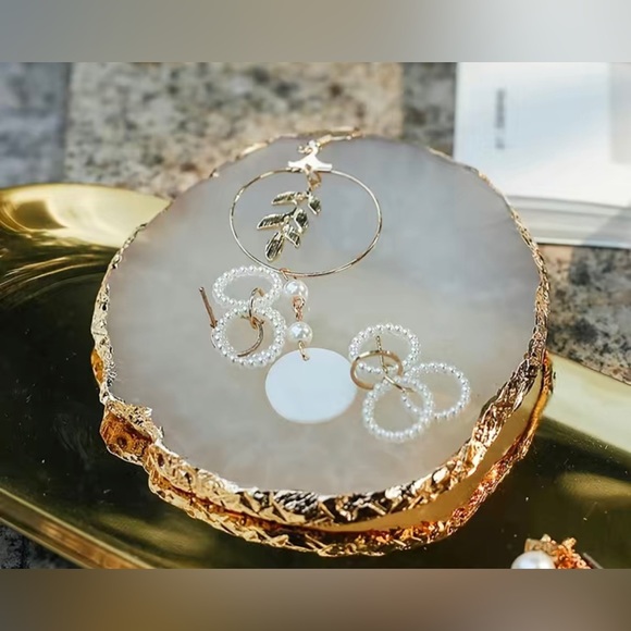 Other - 1pc Stylish Round Jewelry Tray